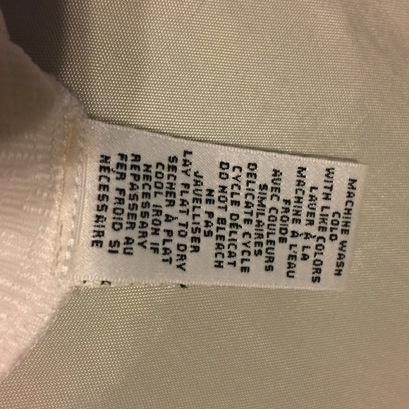 MAX studio cream basket weave textured short sleeve crop top size Medium. - Picture 10 of 13